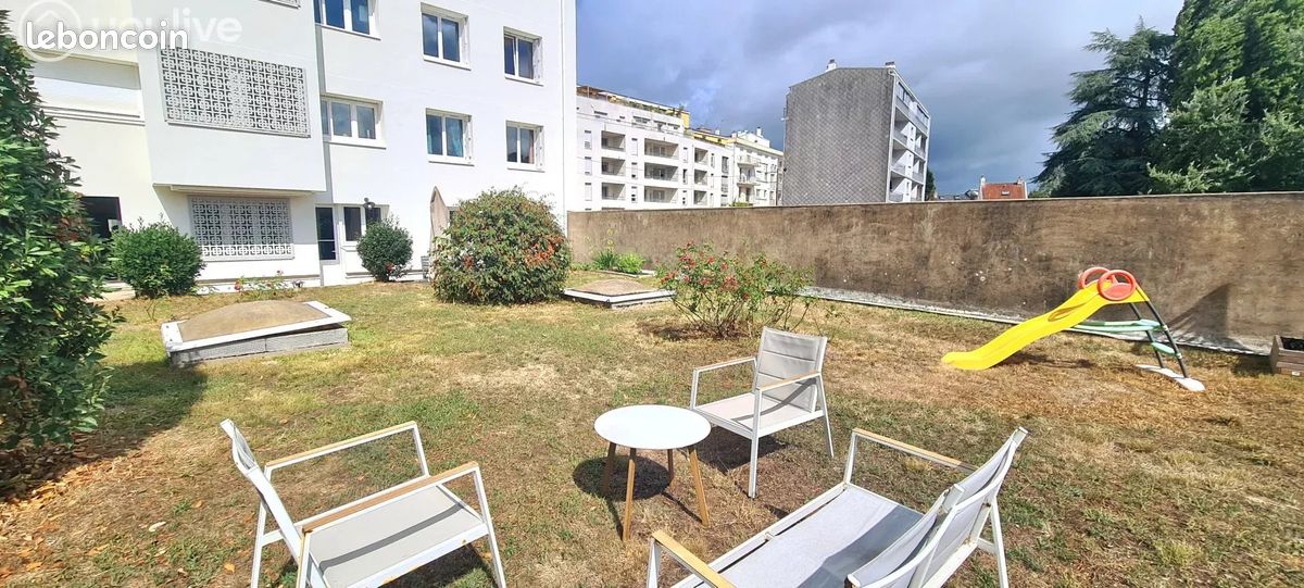 3 غرف نوم شقة في Nantes, France رقم 337387