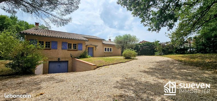 5 bedrooms House in Muret, France No. 289143