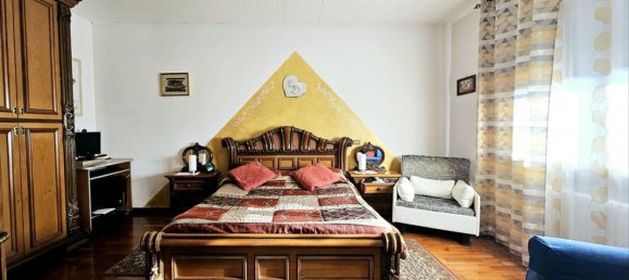 6 rooms House in Stanghella, Italy No. 159212 6