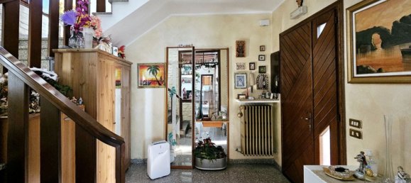 6 rooms House in Stanghella, Italy No. 159212 3
