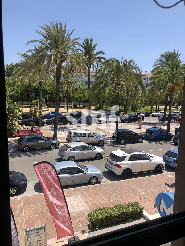 Коммерческая недвижимость в Марбелья, Испания № 227060