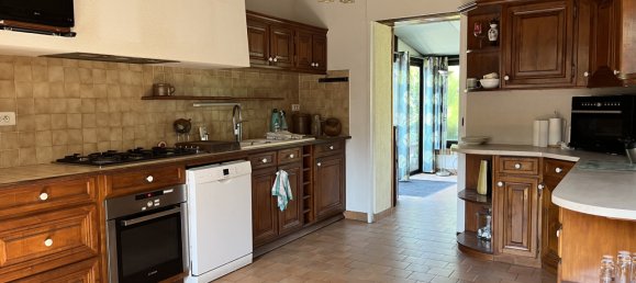 3 bedrooms House in Saint-Firmin-sur-Loire, France No. 82619 3