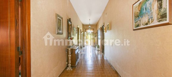 Villa de 6 dormitorios en Genzano di Roma, Italy No. 351821 10