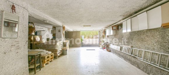 Villa de 6 dormitorios en Genzano di Roma, Italy No. 351821 24