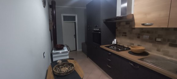 3 Schlafzimmer Doppelhaus in Ascrea, Italy, Nr. 158180 7