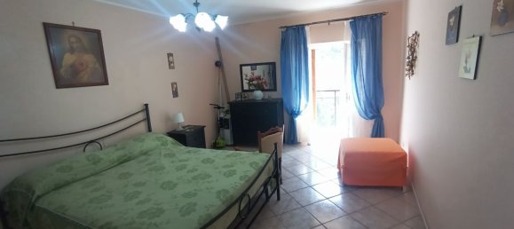 3 Schlafzimmer Doppelhaus in Ascrea, Italy, Nr. 158180 16