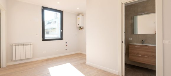 2 Schlafzimmer Wohnung in Rome, Italy, Nr. 321596 10