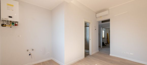 2 Schlafzimmer Wohnung in Rome, Italy, Nr. 321596 8