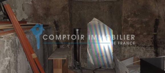 33m² Commercial property in Maisse, France No. 164979 7