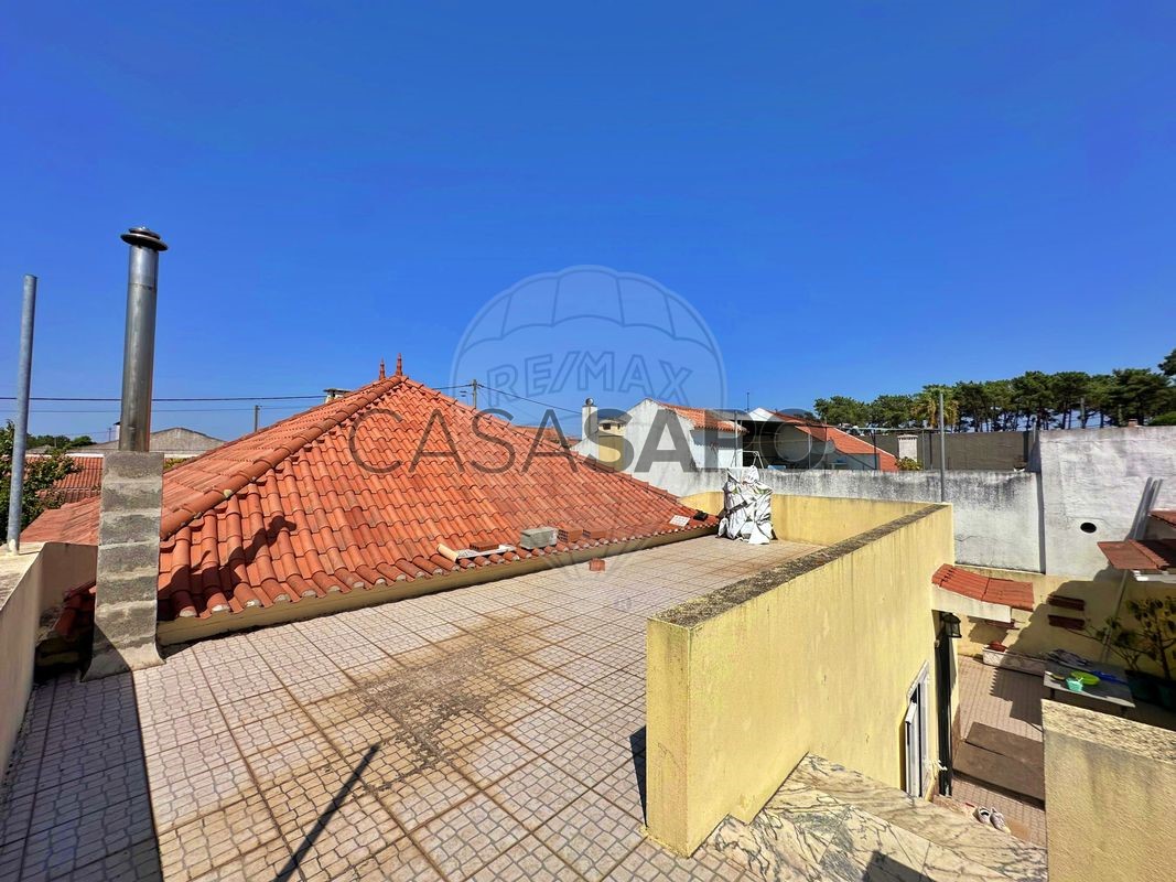 3 bedrooms Villa in Seixal, Portugal No. 297537