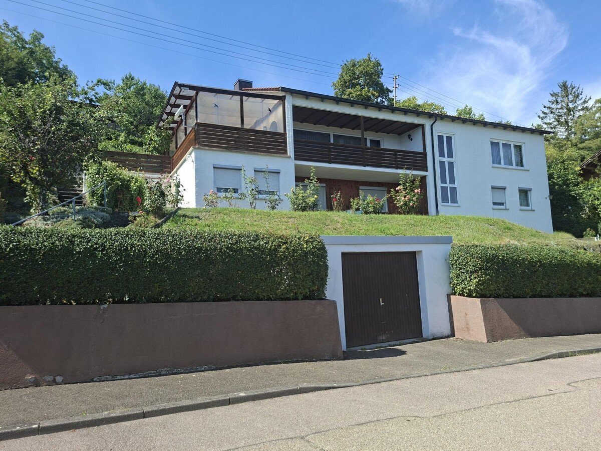 Adosado de 6 habitaciónes en Heidenheim, Germany No. 322597