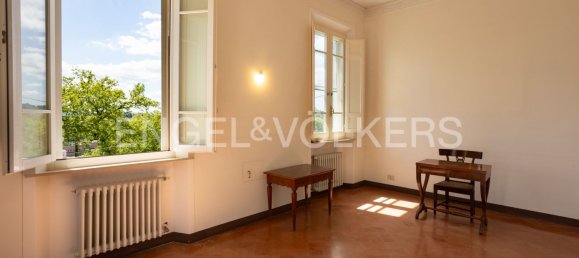 5 bedrooms Villa in Siena, Italy No. 104662 6