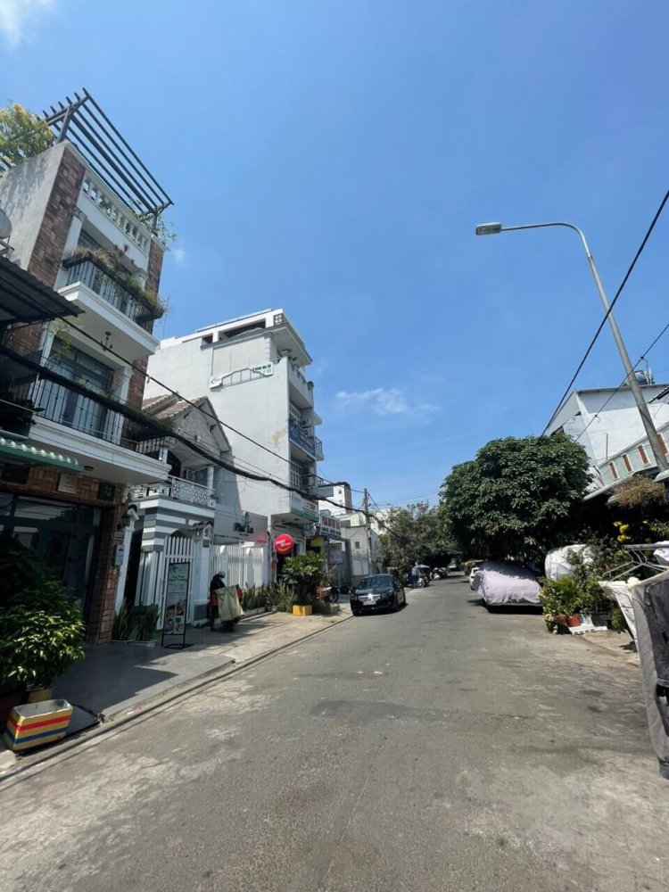 245m² Land in District 7, Vietnam No. 7851