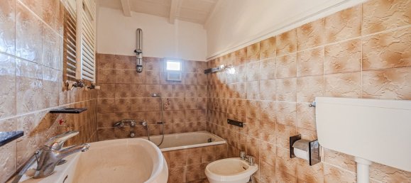 4-salle Appartement à Buggiano, Italy No. 307631 24