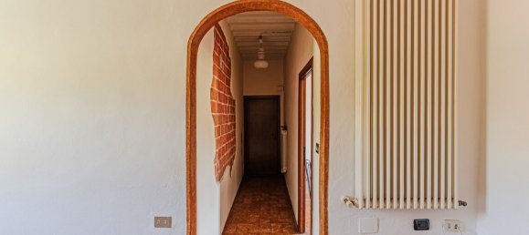 4-salle Appartement à Buggiano, Italy No. 307631 2