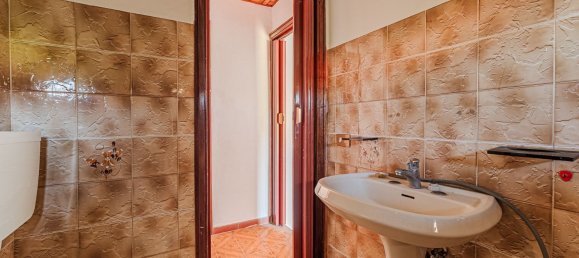 4-salle Appartement à Buggiano, Italy No. 307631 26