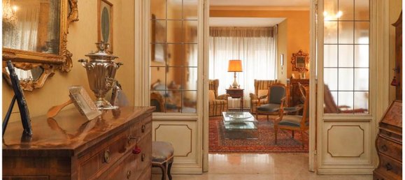 4 Schlafzimmer Wohnung in Turin, Italy, Nr. 155808 2