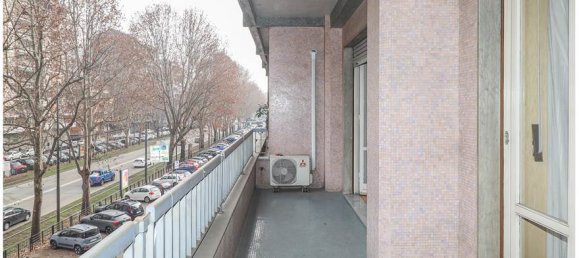 4 Schlafzimmer Wohnung in Turin, Italy, Nr. 155808 7