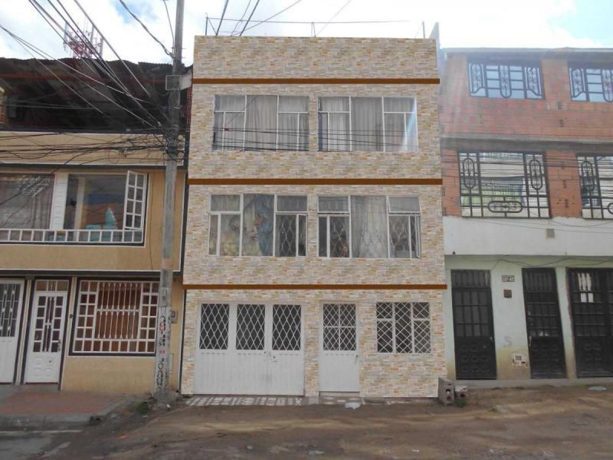 10 غرف نوم منزل في Bogota, Colombia رقم 10019