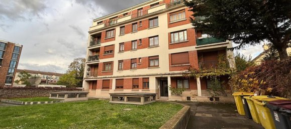 Apartamento de 2 dormitorios en Creteil, France No. 167430 9