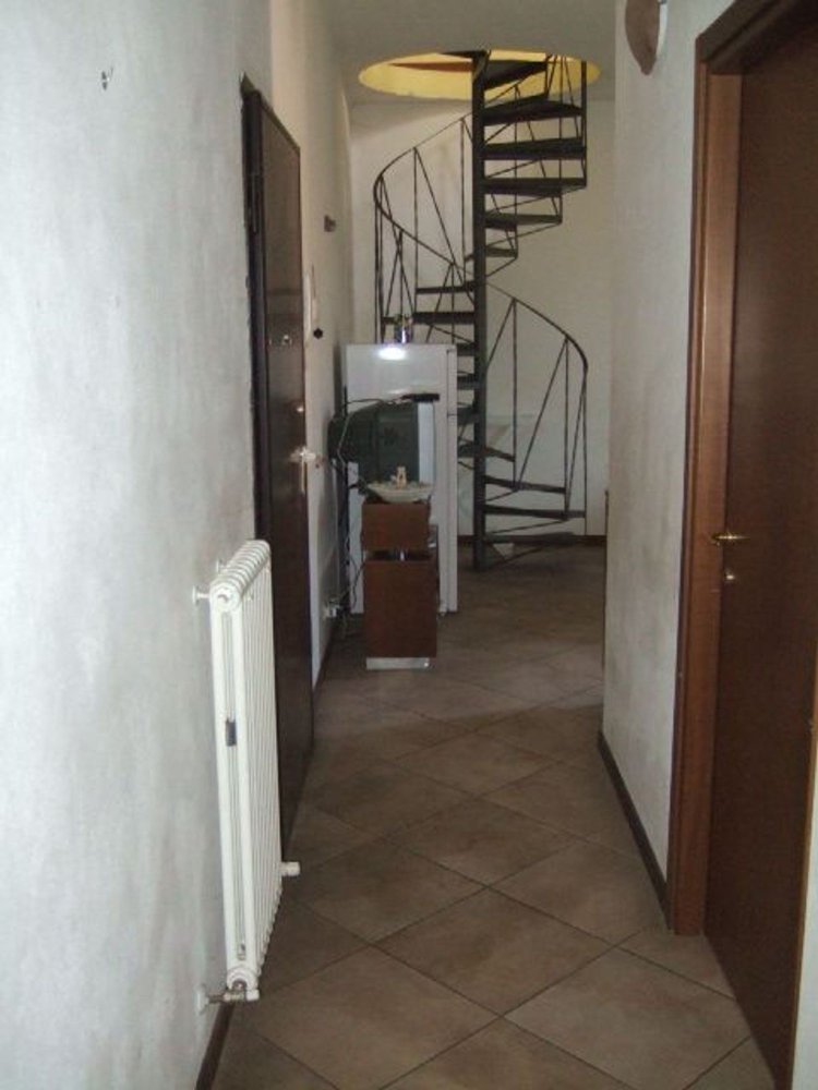 5 rooms Apartment in Salsomaggiore Terme, Italy No. 275563