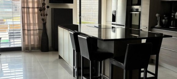 3 bedrooms House in Forbach, France No. 277108 3