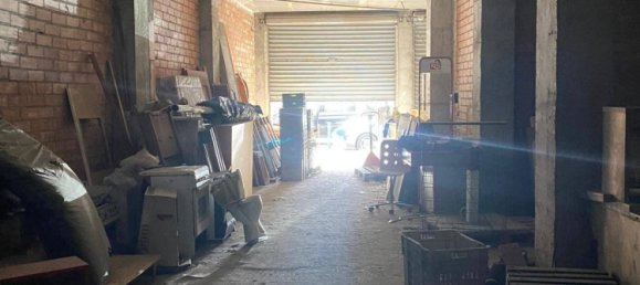 Коммерческая недвижимость 400м² в Лерида, Испания № 184598 10