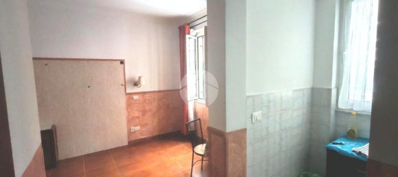 Apartamento de 2 dormitorios en Rome, Italy No. 291893 3