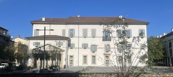 4 bedrooms Apartment in Gorgonzola, Italy No. 63468 2