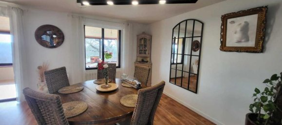 3 bedrooms Castles in Lafrancaise, France No. 191573 4