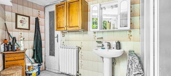 3 bedrooms Apartment in Colli Verdi, Italy No. 301041 11