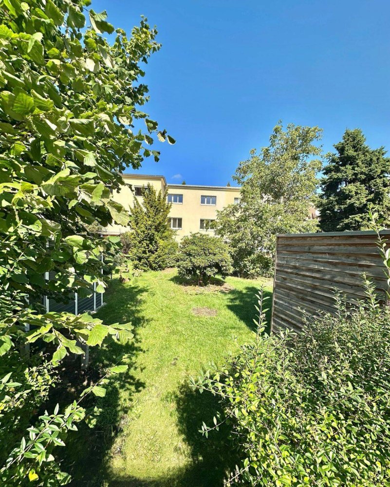 5 rooms Townhouse in Dresden, Germany No. 335509