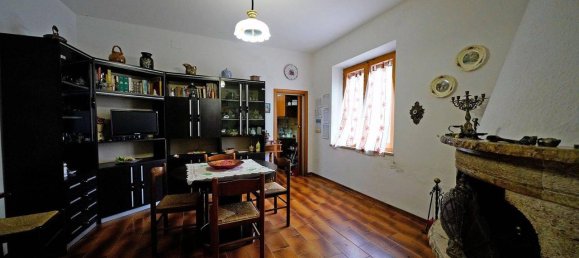 5 rooms Villa in Seggiano, Italy No. 141858 11