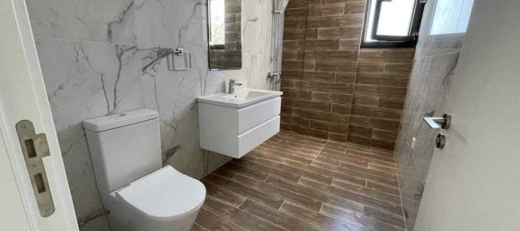 3 bedrooms Apartment in Germasogeia, Cyprus No. 11707 6