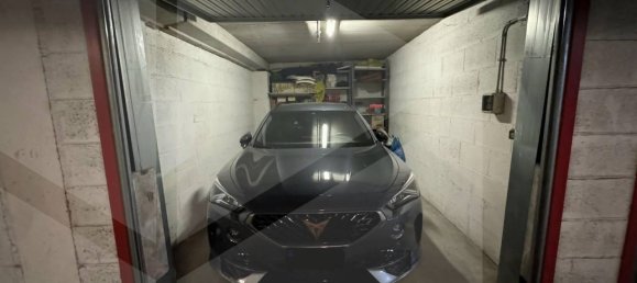 16m² Garage in Rome, Italy No. 24979 9