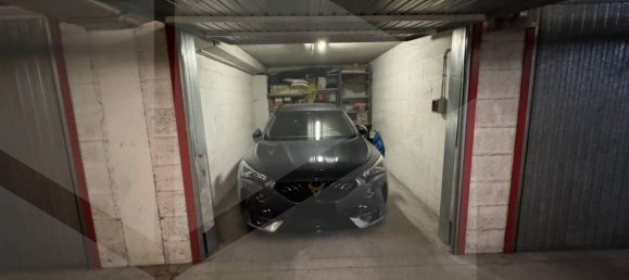 16m² Garage in Rome, Italy No. 24979 5