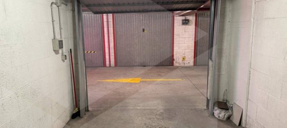 16m² Garage in Rome, Italy No. 24979 12