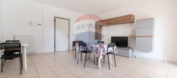 3 rooms Apartment in Monte San Vito, Italy No. 15521 5