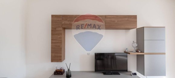 3 rooms Apartment in Monte San Vito, Italy No. 15521 2