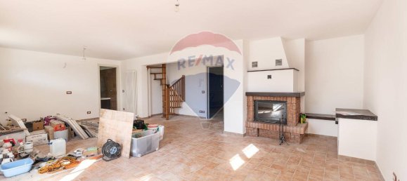 3 rooms Apartment in Monte San Vito, Italy No. 15521 10