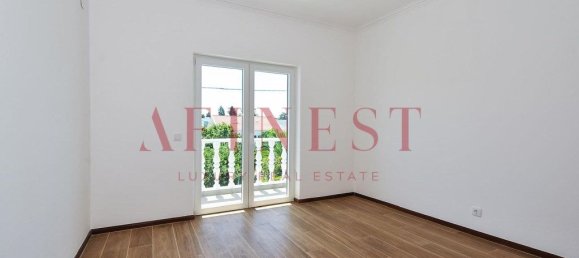 5 bedrooms House in Seixal, Portugal No. 132726 30