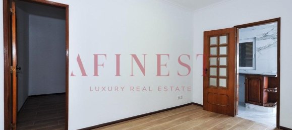 5 bedrooms House in Seixal, Portugal No. 132726 11