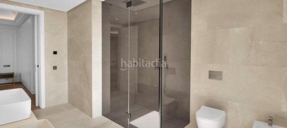 Вилла с 6 спальнями в Марбелья, Испания № 27806 18