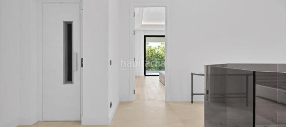 Вилла с 6 спальнями в Марбелья, Испания № 27806 13