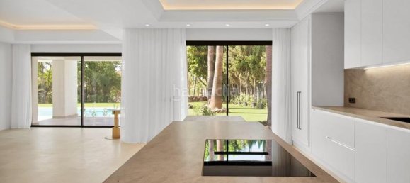 Вилла с 6 спальнями в Марбелья, Испания № 27806 46