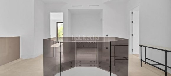 Вилла с 6 спальнями в Марбелья, Испания № 27806 14