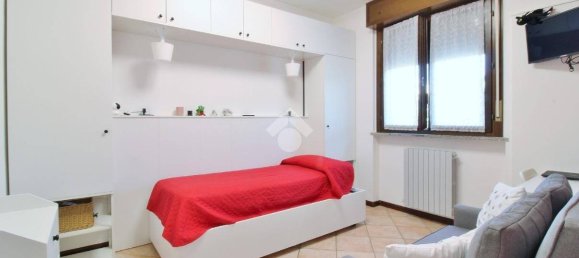 1 bedroom Apartment in Voghera, Italy No. 381522 8