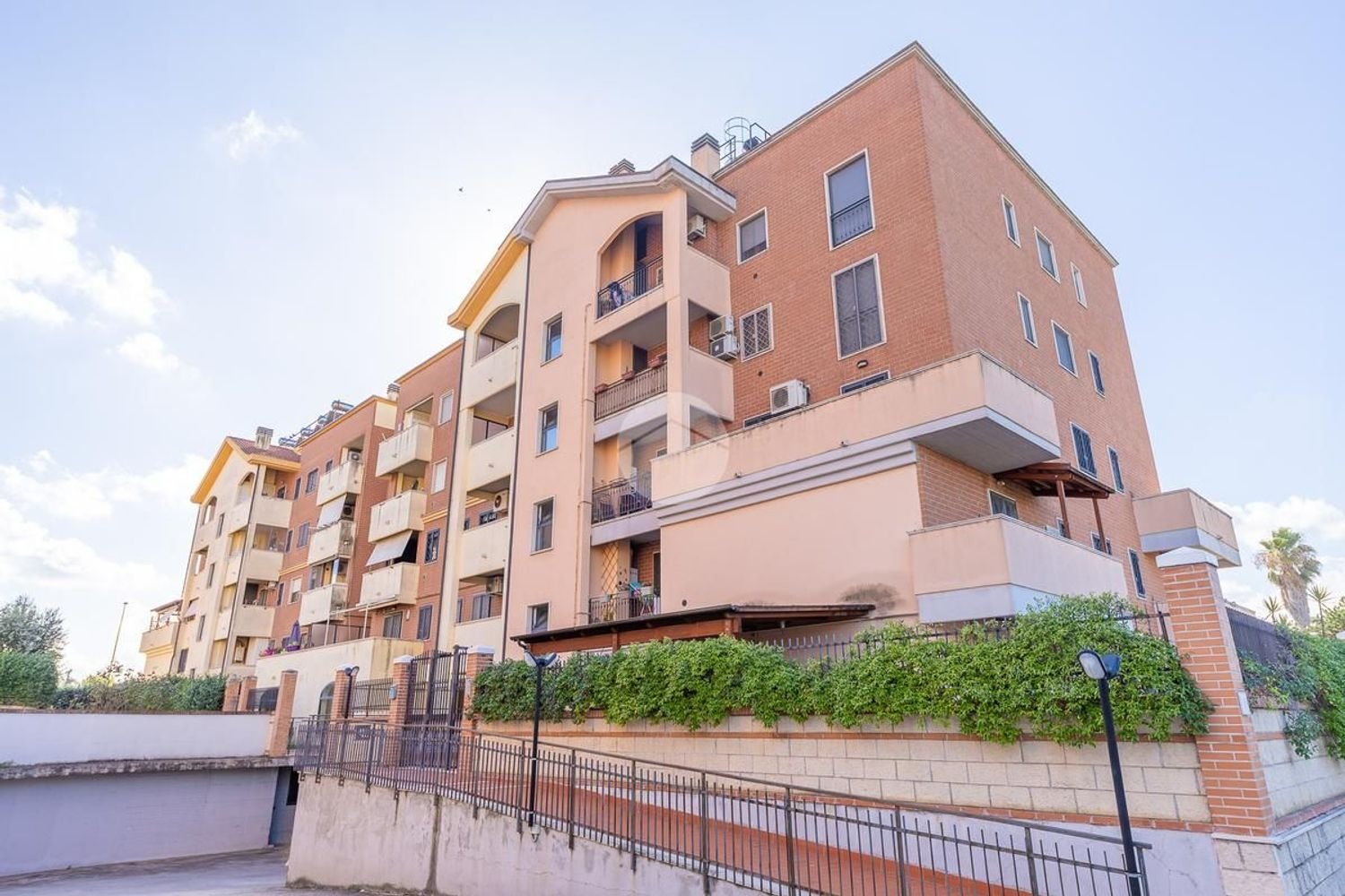 3 bedrooms Apartment in Rome, Italy No. 318676