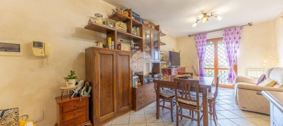 3 bedrooms Apartment in Rome, Italy No. 318676 4