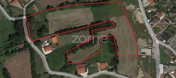 25000m² Land in Guimaraes, Portugal No. 34487 2